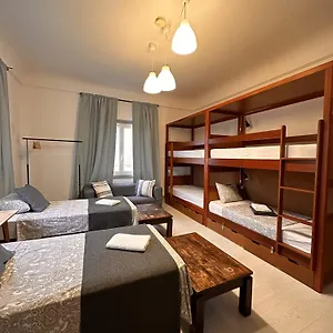 Hostel Ey, Lissabon